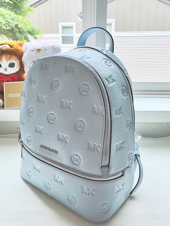 NWT? Michael Kors Pale Ocen Rhea Medium Logo Debossed Backpack main image 9